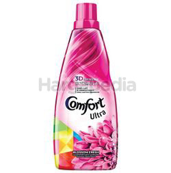 Comfort Ultra Concentrated Softener Blossom Fresh 800ml Comfort Ultra Concentrated Softener Blossom Fresh 800ml